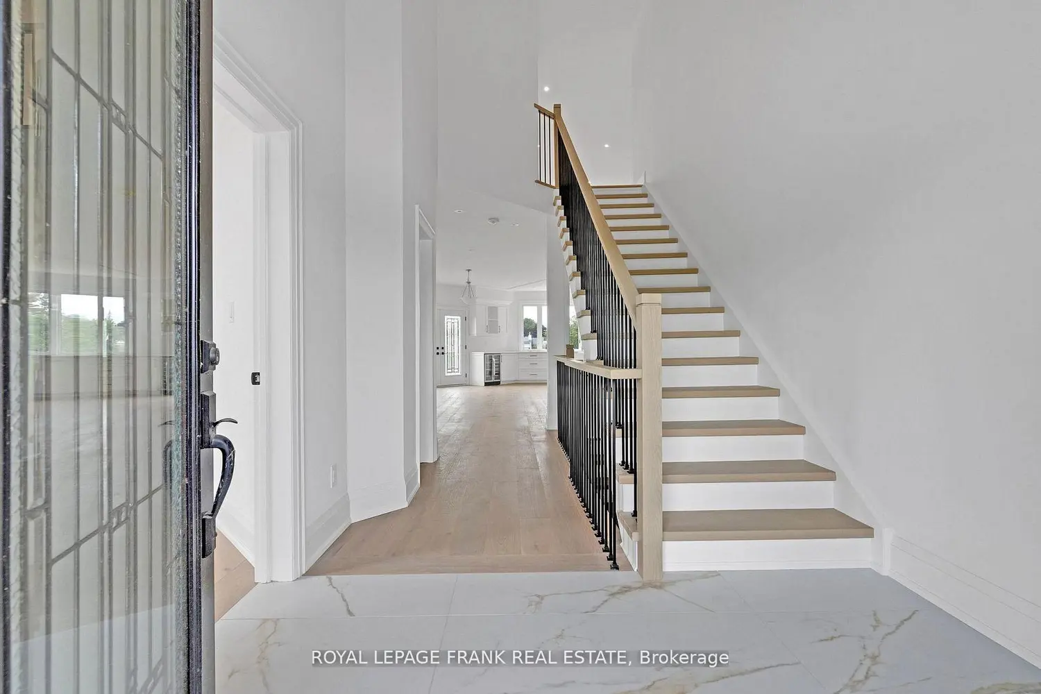 42 Pond Street photo 2