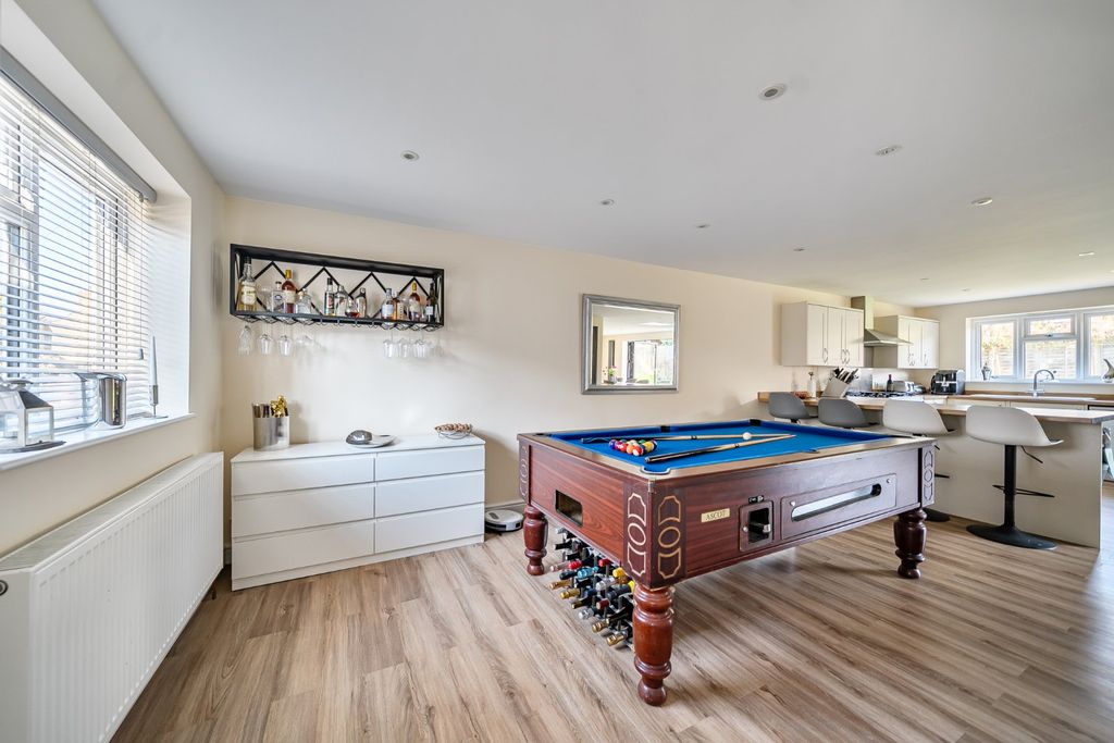 Additional image 2 of 5 bed detached house for saleCoxwell Street, Faringdon, Oxfordshire SN7