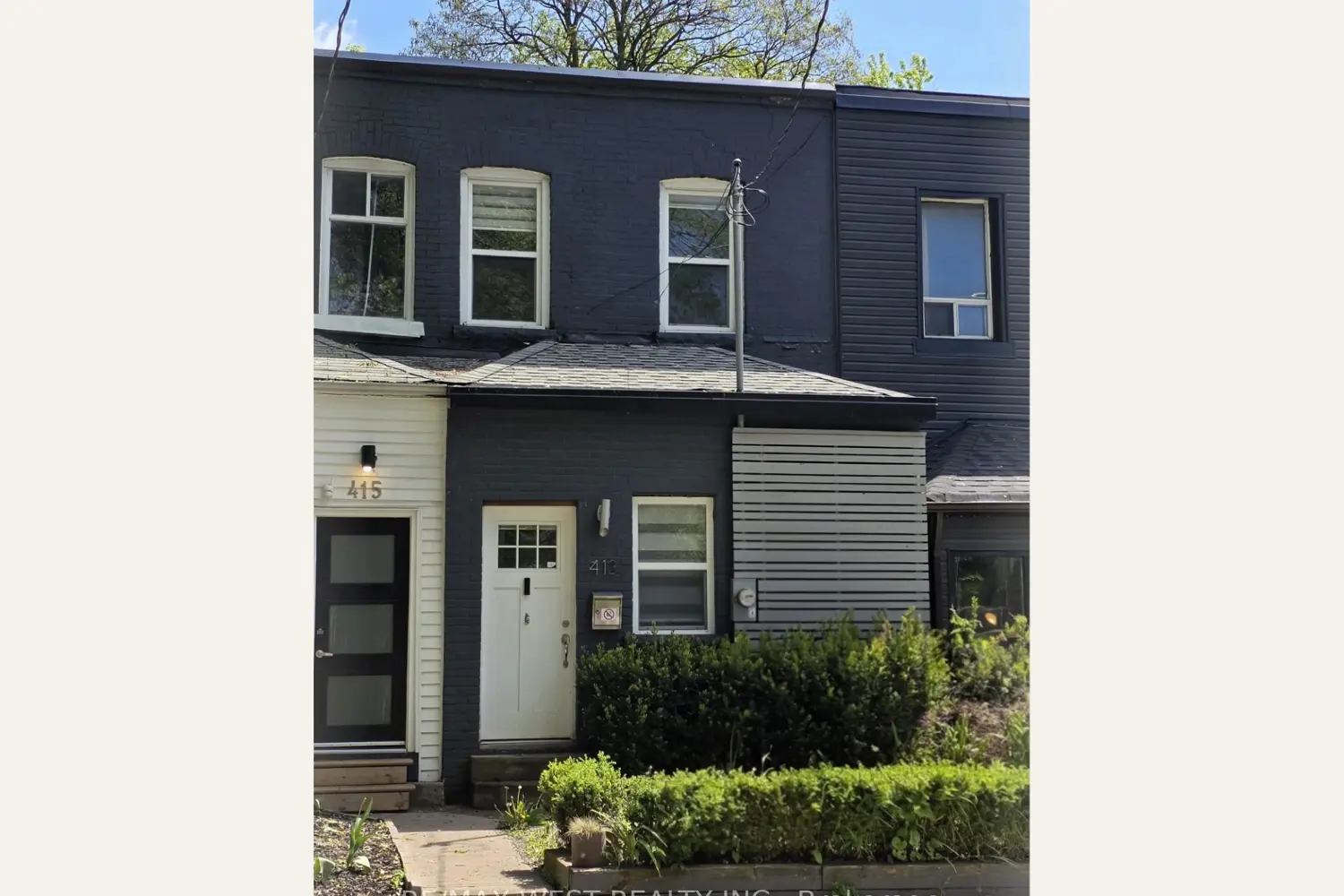 413 Leslie Street