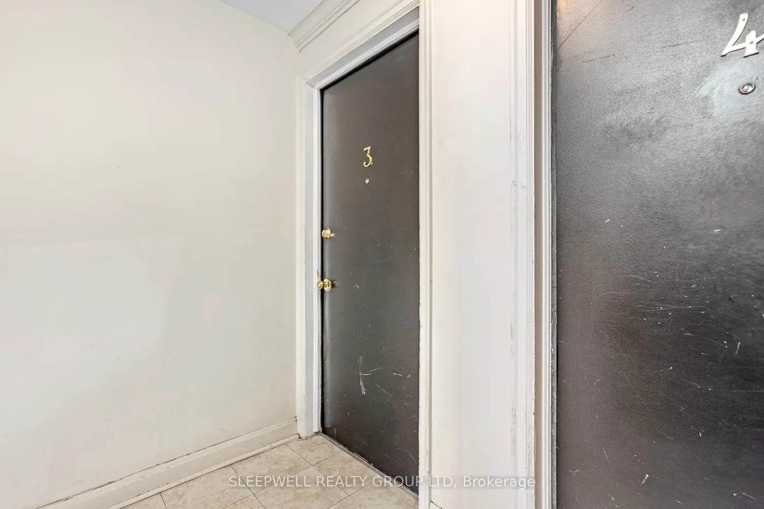 54 Centennial Boulevard photo 5