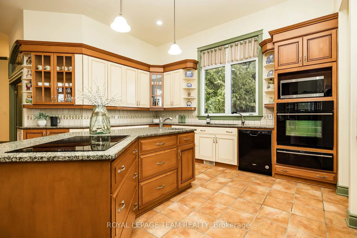 Additional image 5 of 6196 Deermeadow Drive