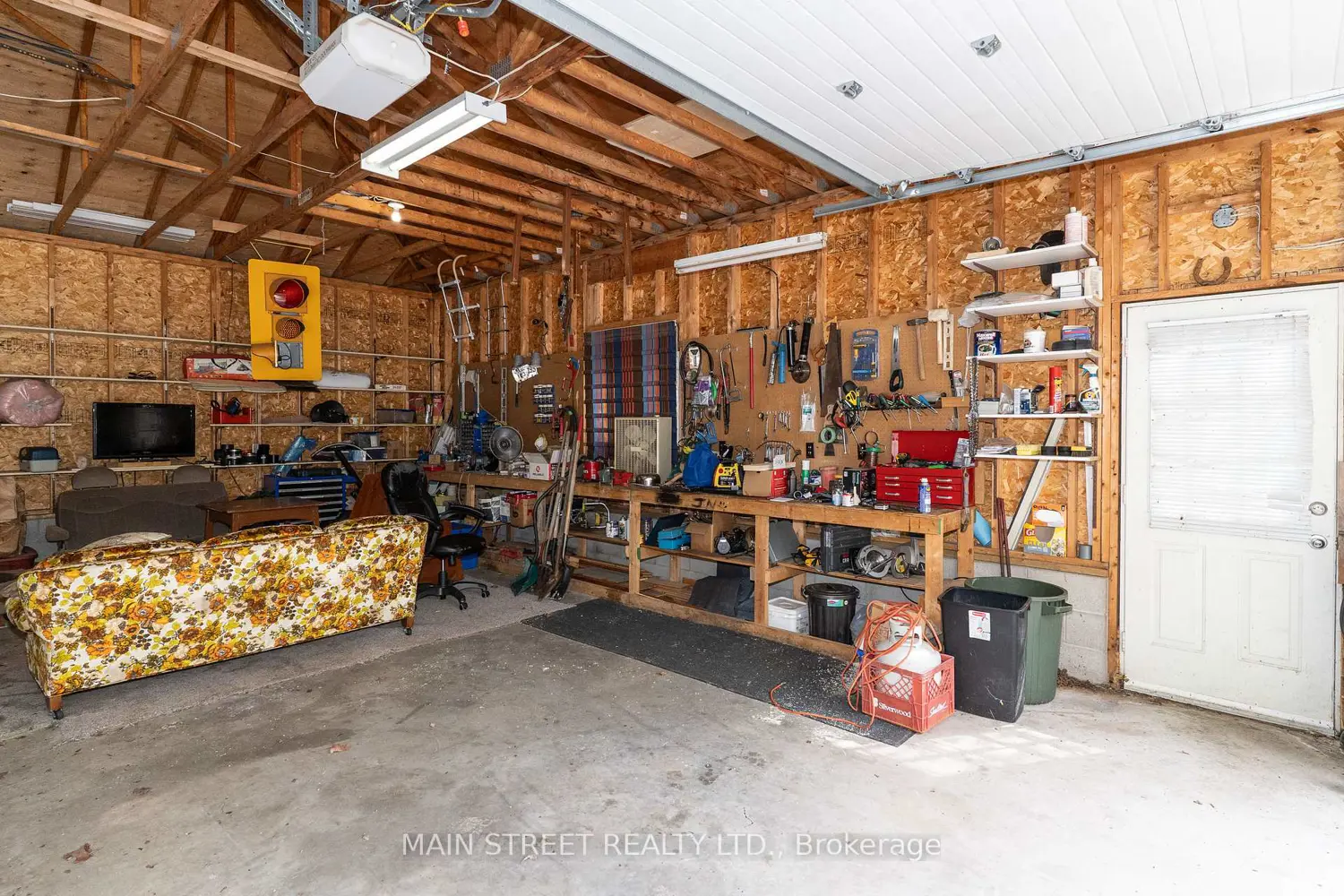 1146 Farmer Hays Drive photo 4