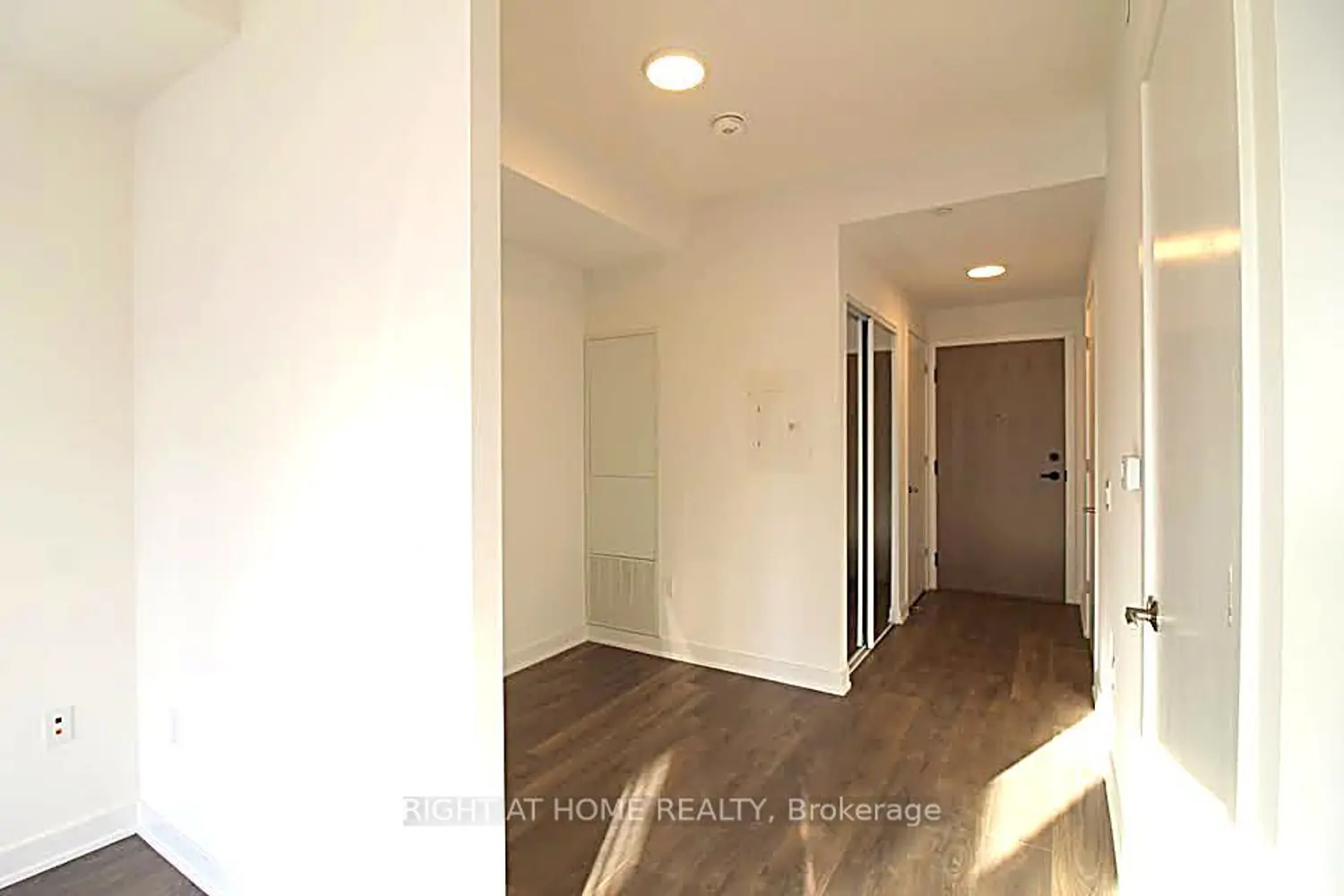 Additional image 4 of 130 River Street 1606