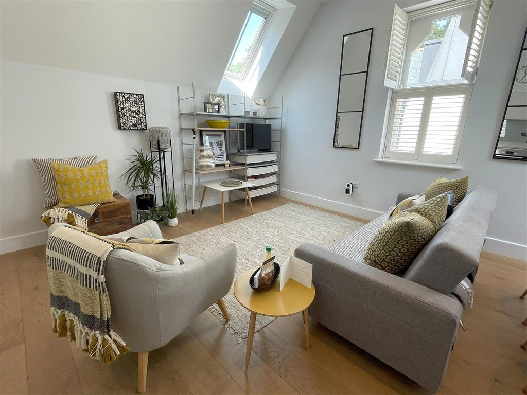 Additional image 13 of 2 bed flat for saleStation Road, Fowey PL23