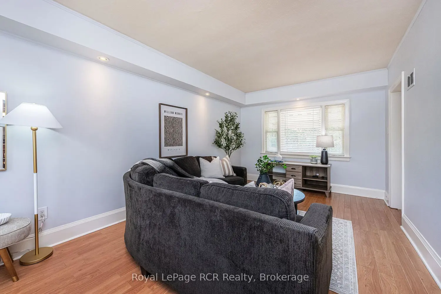 189 Margaret Avenue photo 4