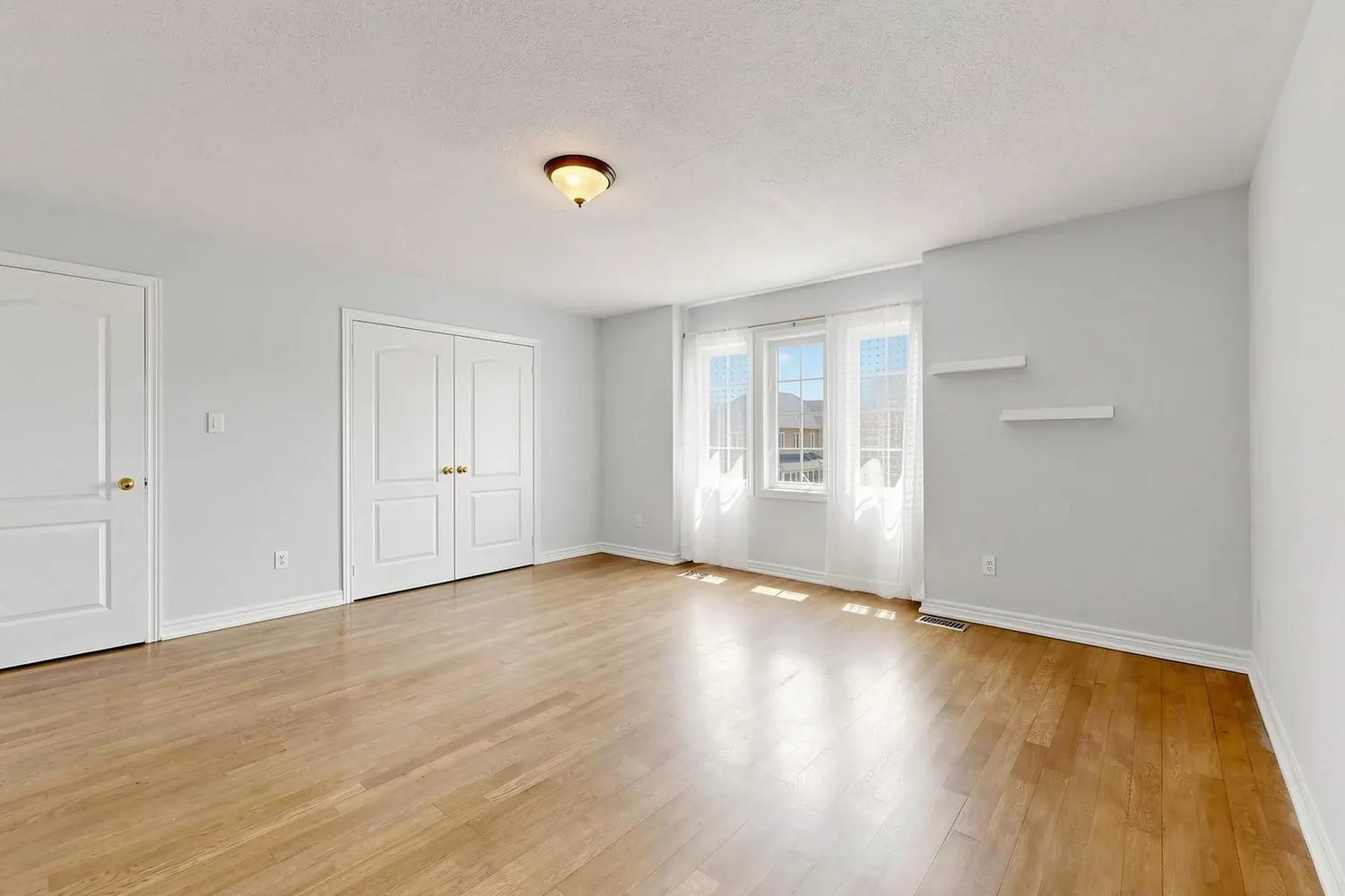 Additional image 9 of 24 Saltspring Drive