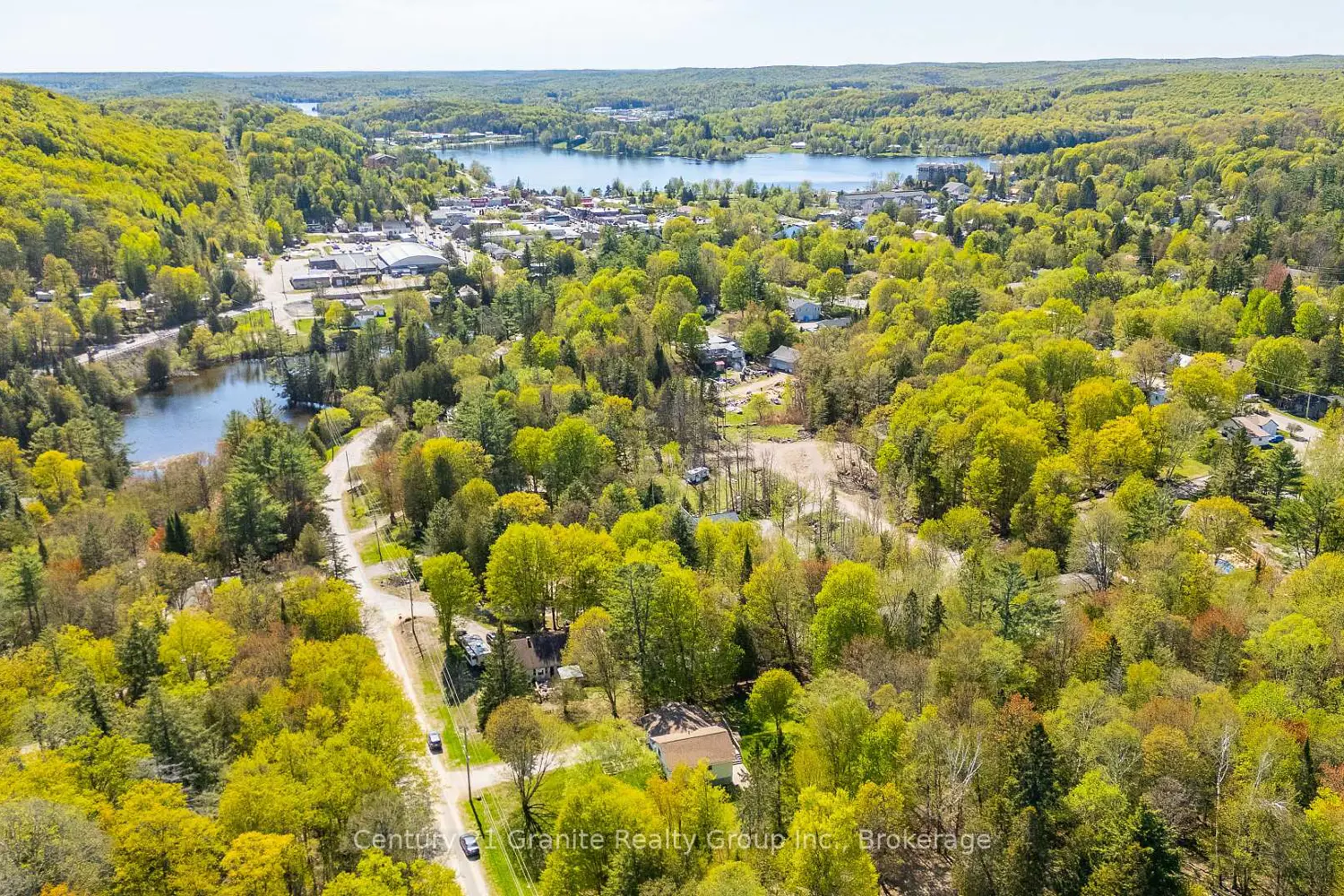 Additional image 19 of 117 Riverside Drive