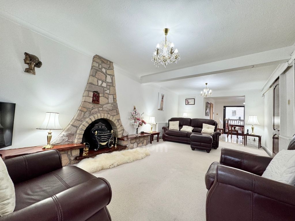 Additional image 5 of 3 bed semi-detached house for saleLochy Place, Erskine PA8