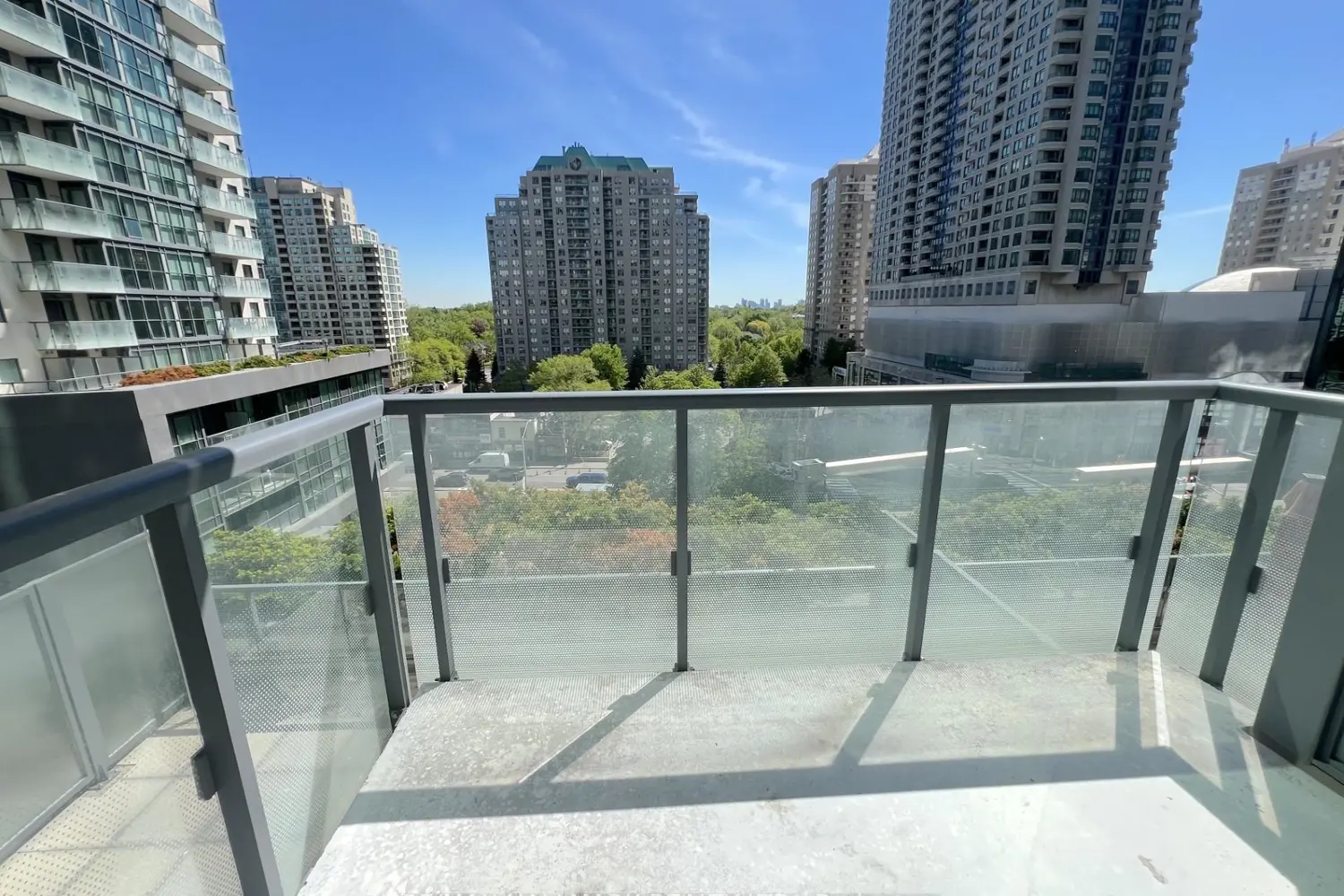 Additional image 14 of 5162 Yonge Street 607
