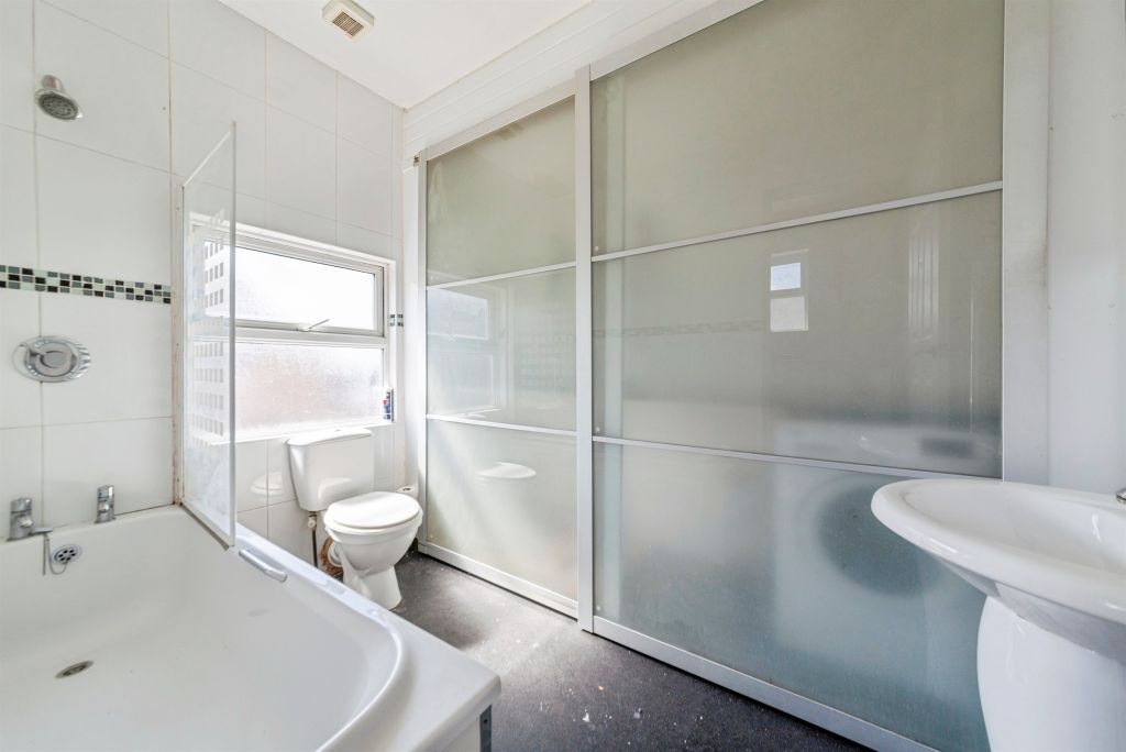 Additional image 8 of 2 bed flat for saleFletcher Street, Grantham NG31
