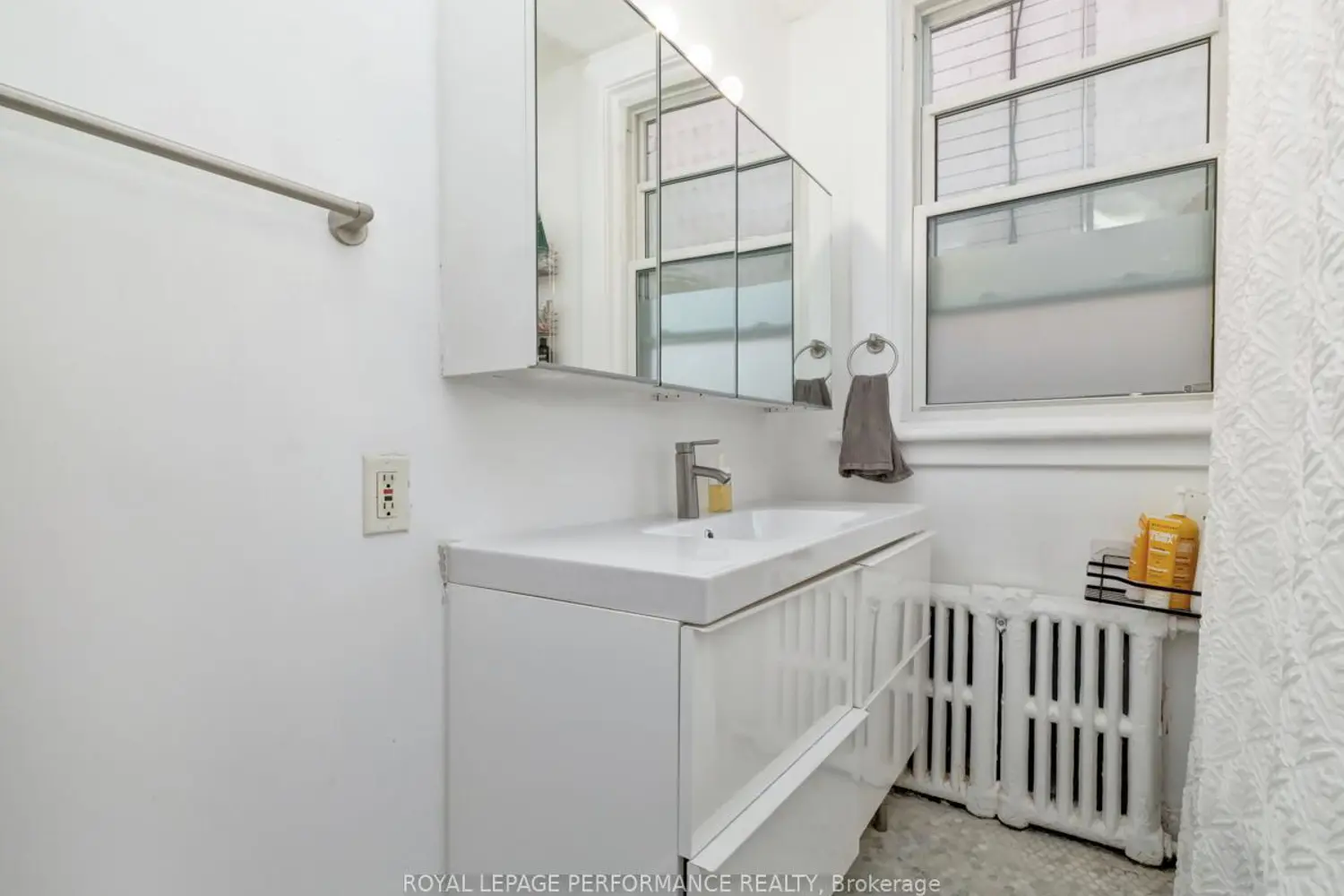 Additional image 8 of 342 Frank Street