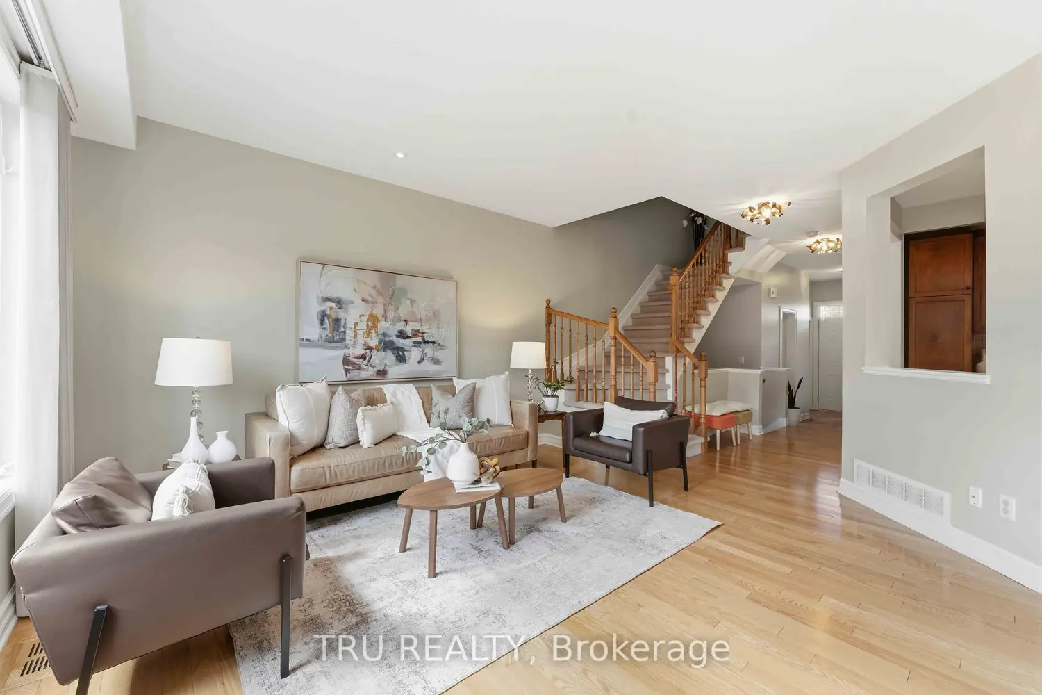 449 Celtic Ridge Crescent photo 4