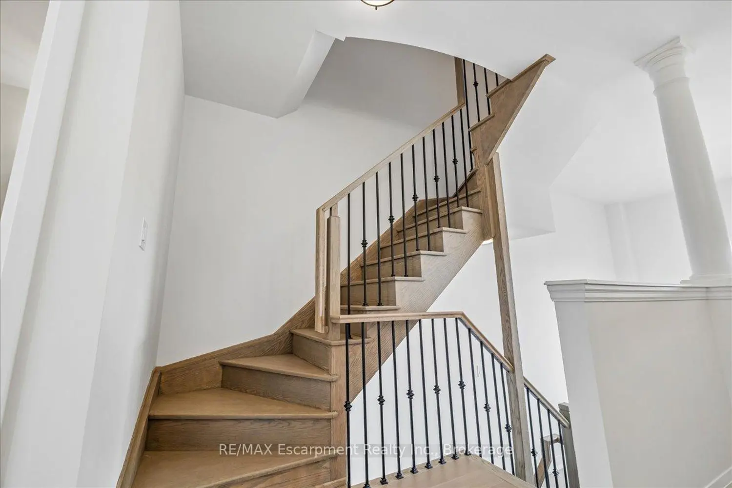 Additional image 6 of 2171 Fiddlers Way 36