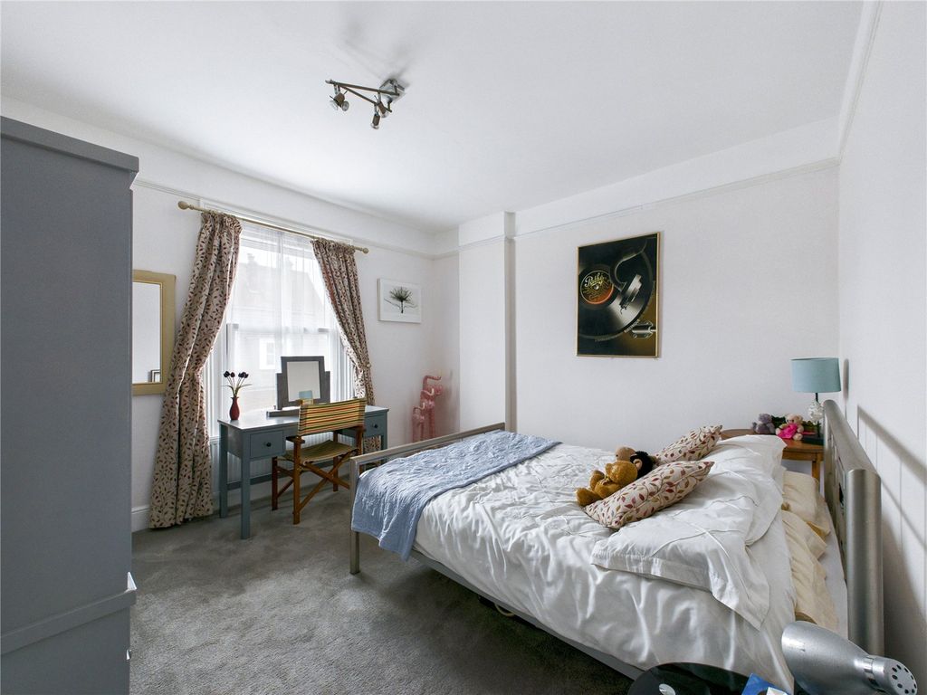 Additional image 16 of 5 bed detached house for saleConstable Road, Felixstowe, Suffolk IP11