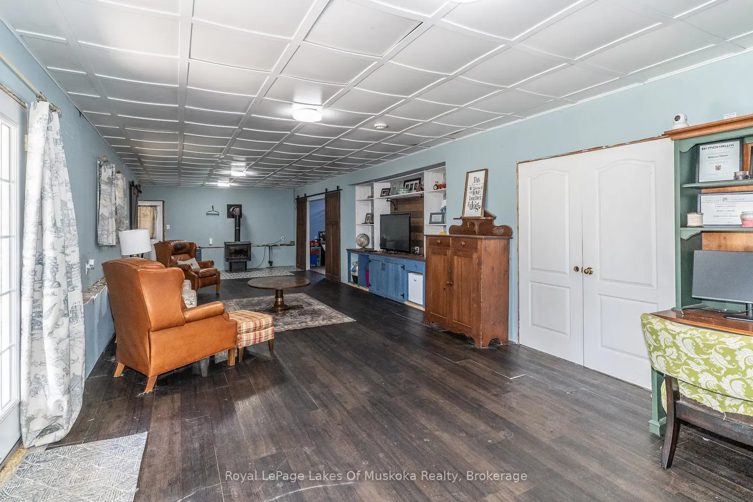1185 Miriam Drive photo 3