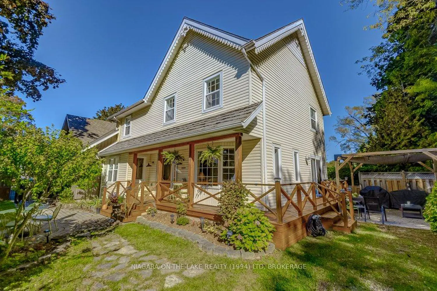 514 King Street photo 4