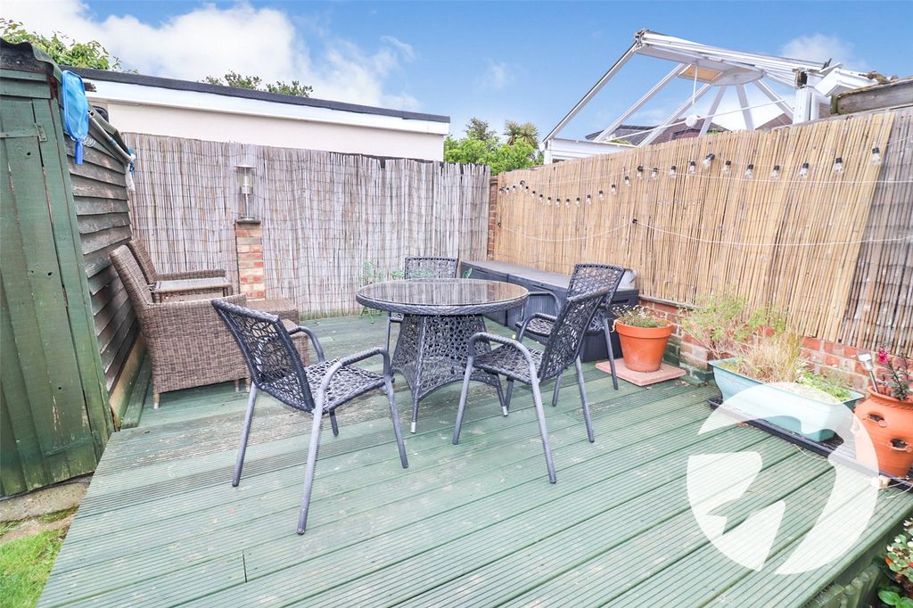 Additional image 21 of 4 bed semi-detached house for saleSwanton Road, Erith DA8