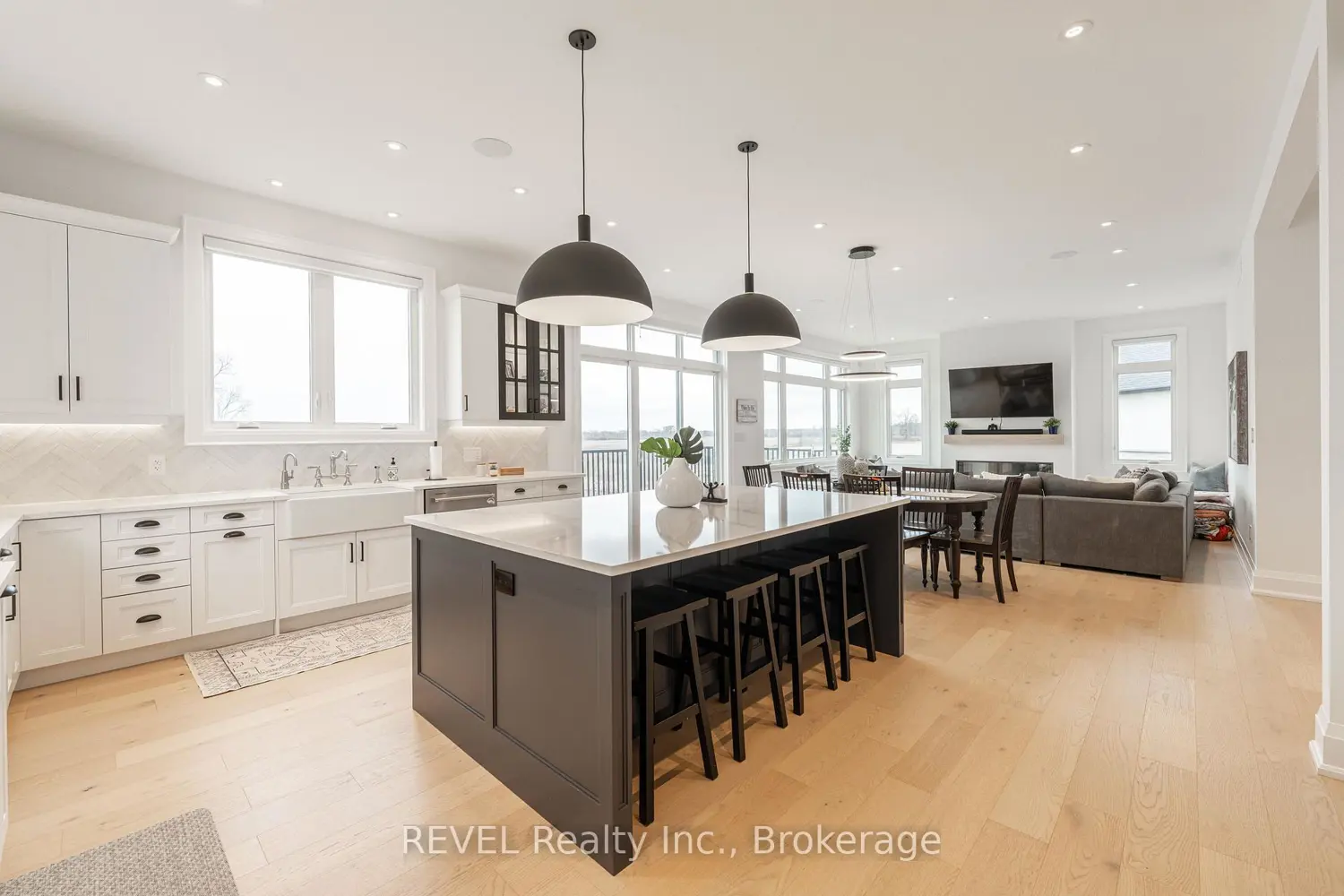 Additional image 3 of 7515 Sherrilee Crescent