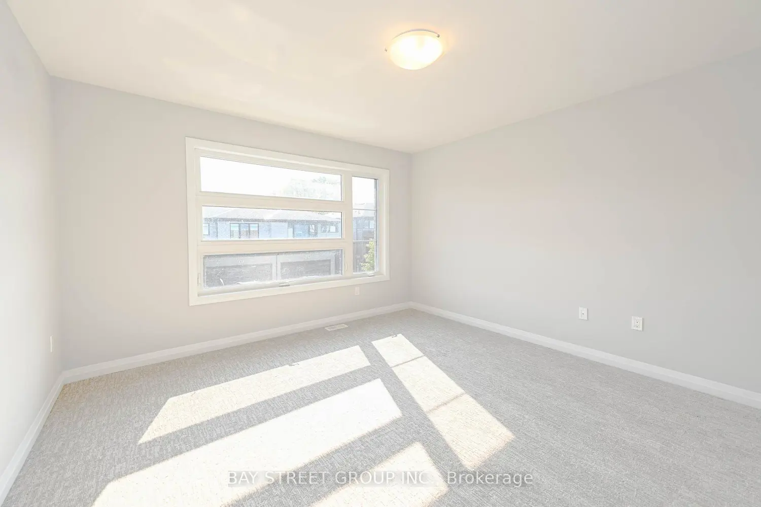 Additional image 9 of 4552 Portage Road 61
