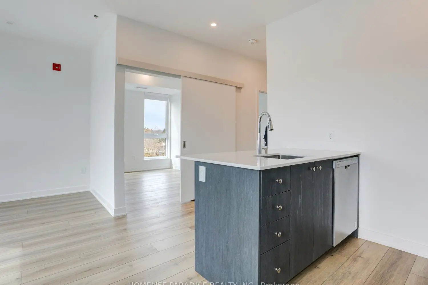 Additional image 9 of 312 Erb Street 416
