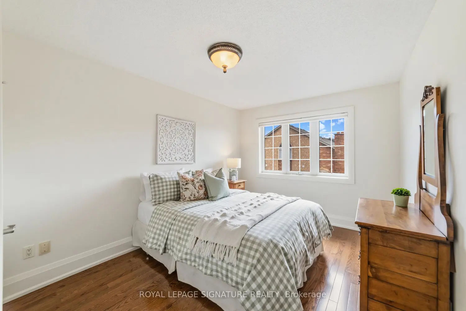 Additional image 14 of 223 Rebecca Street 41