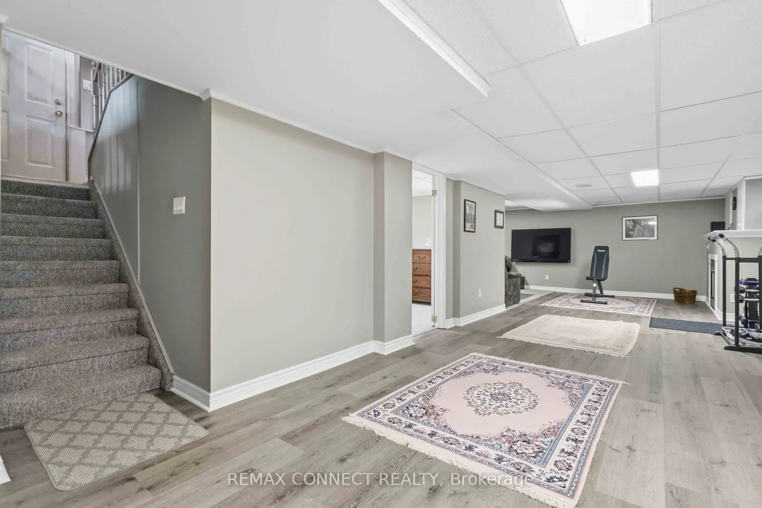 Additional image 9 of 1805 Woodview Avenue