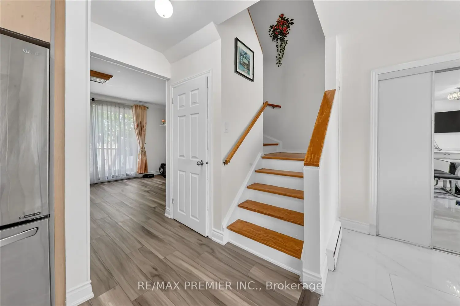 Additional image 20 of 85 Driftwood Avenue 48