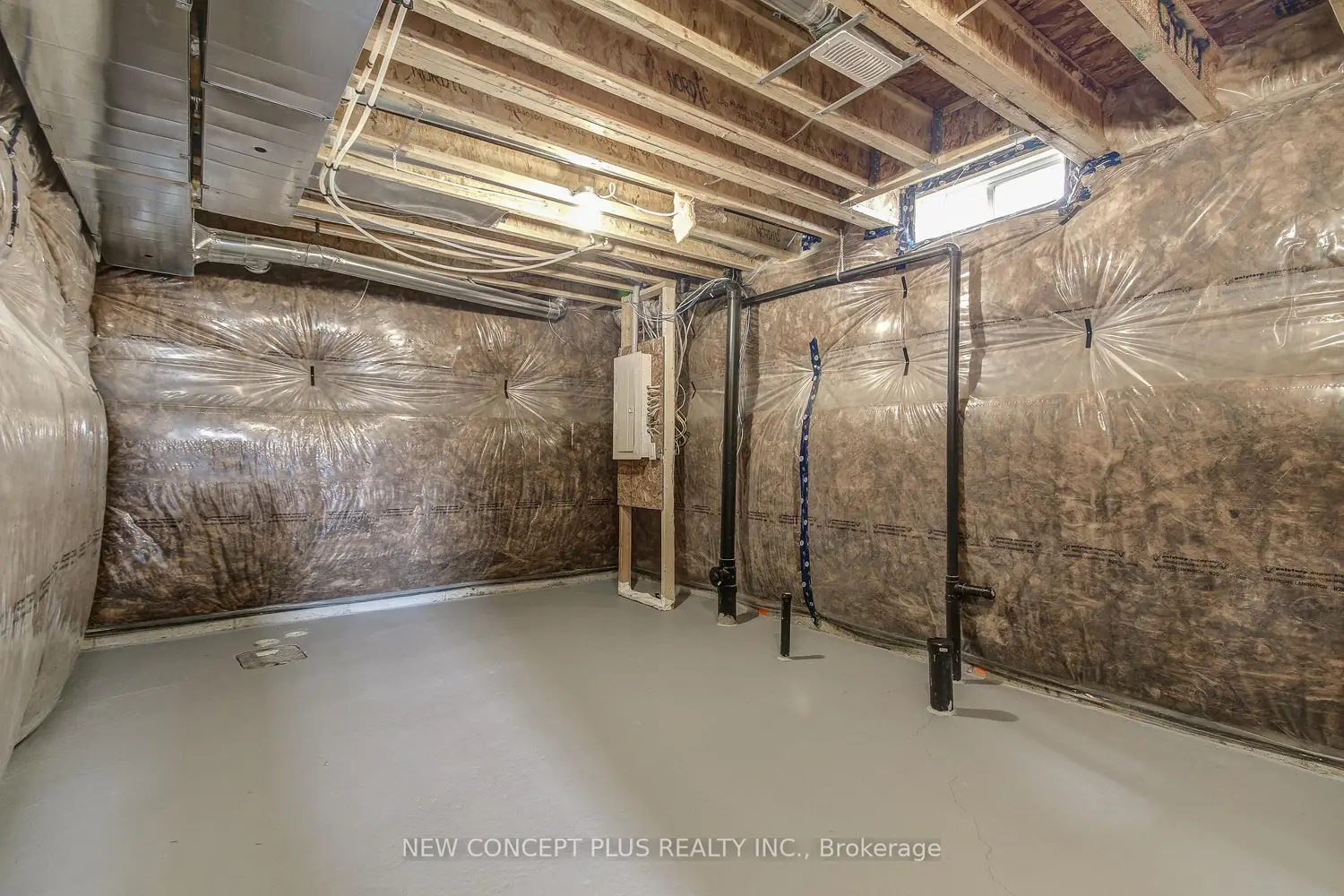 Additional image 16 of 1042 Denton Drive
