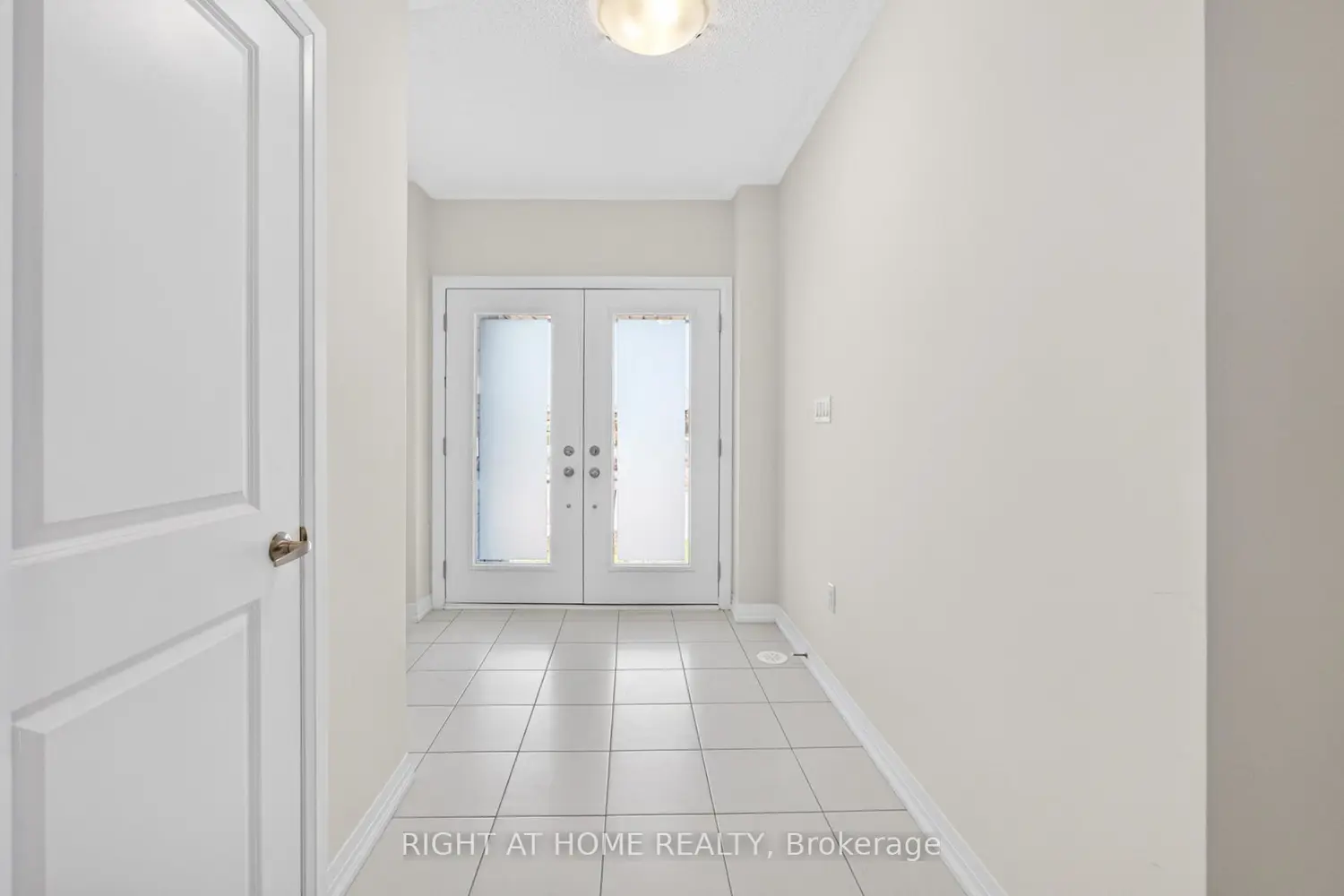 24 Monreau Drive photo 2