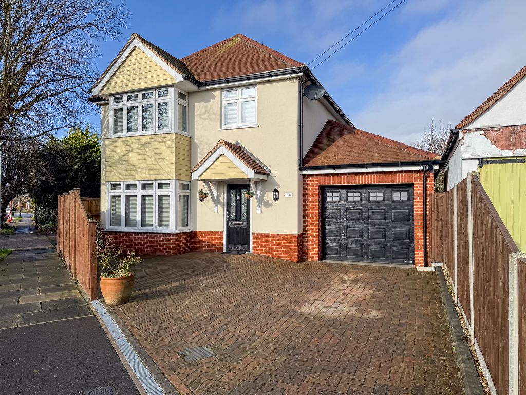 3 bed detached house for saleGreenway, Frinton-On-Sea CO13