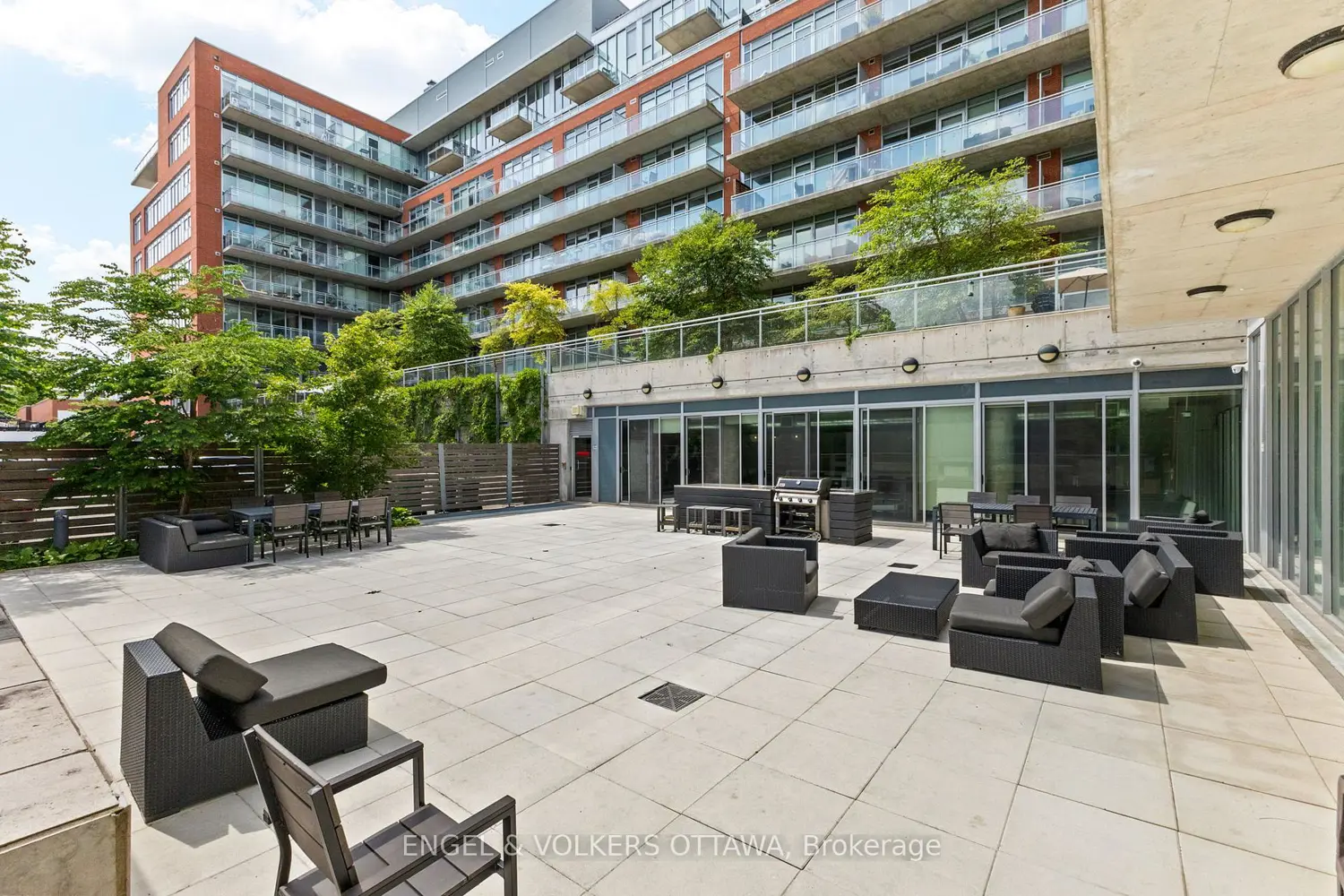 Additional image 18 of 340 Mcleod Street 935