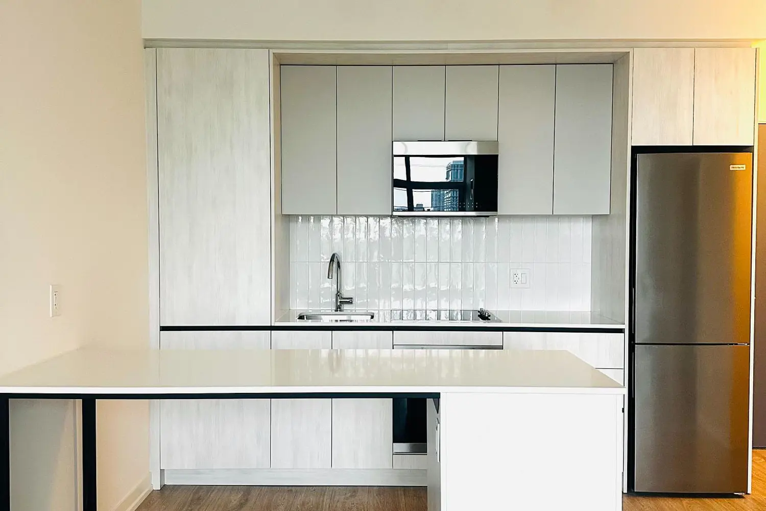 2485 Eglinton Avenue 319