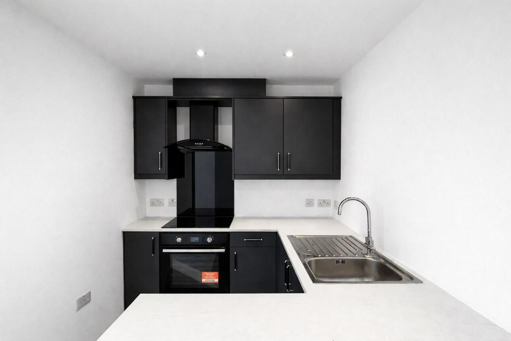 Additional image 2 of 2 bed flat for saleBridge Road, Great Yarmouth NR30