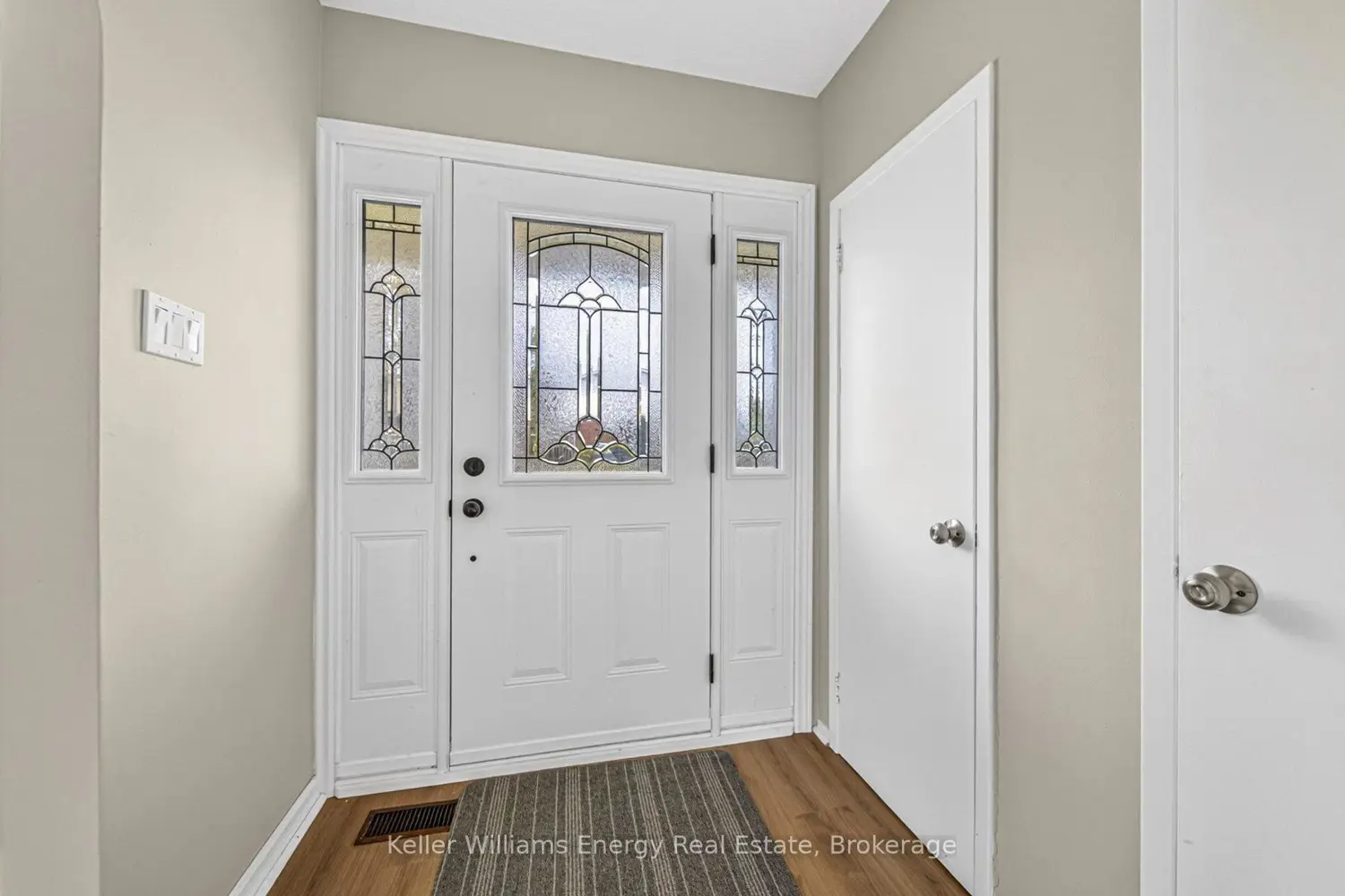 249 Thomas Street photo 4
