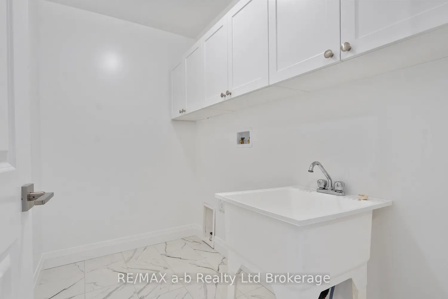 Additional image 13 of 99 Cayley Street