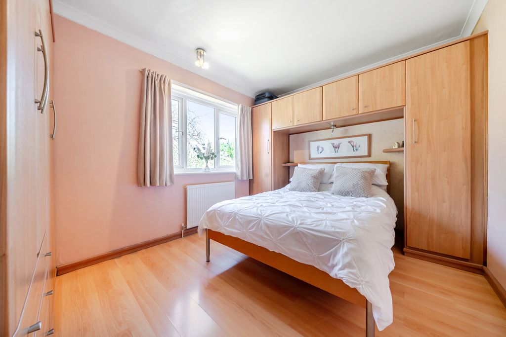 Additional image 11 of 3 bed detached house for saleAvenue Road, Erith DA8