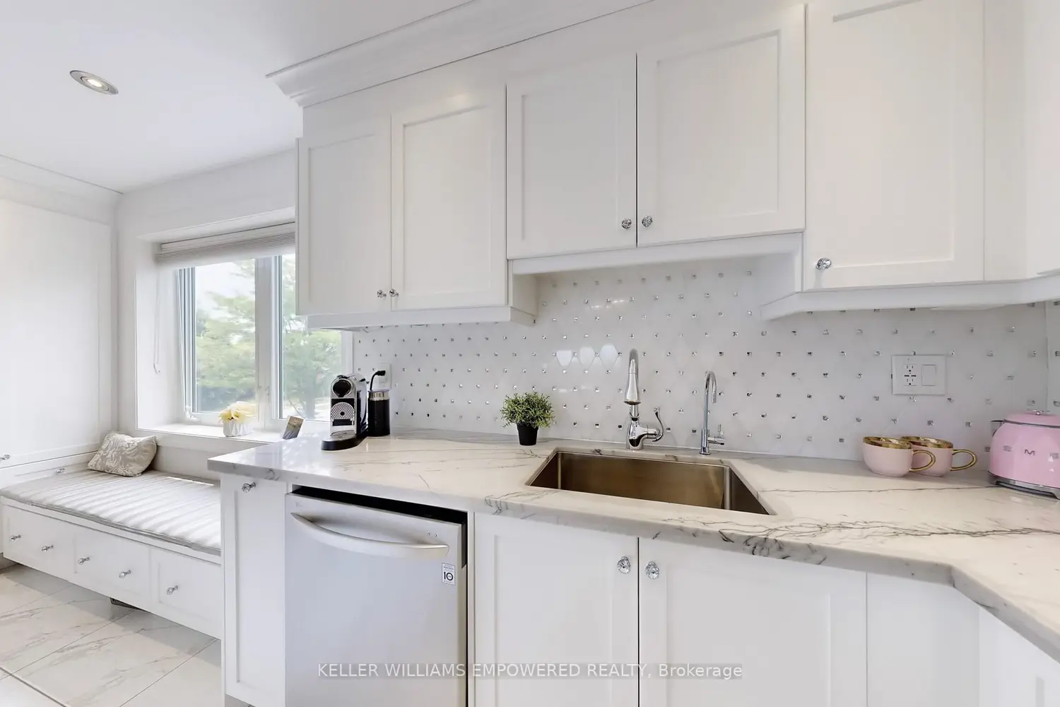 69 Crieff Avenue photo 4