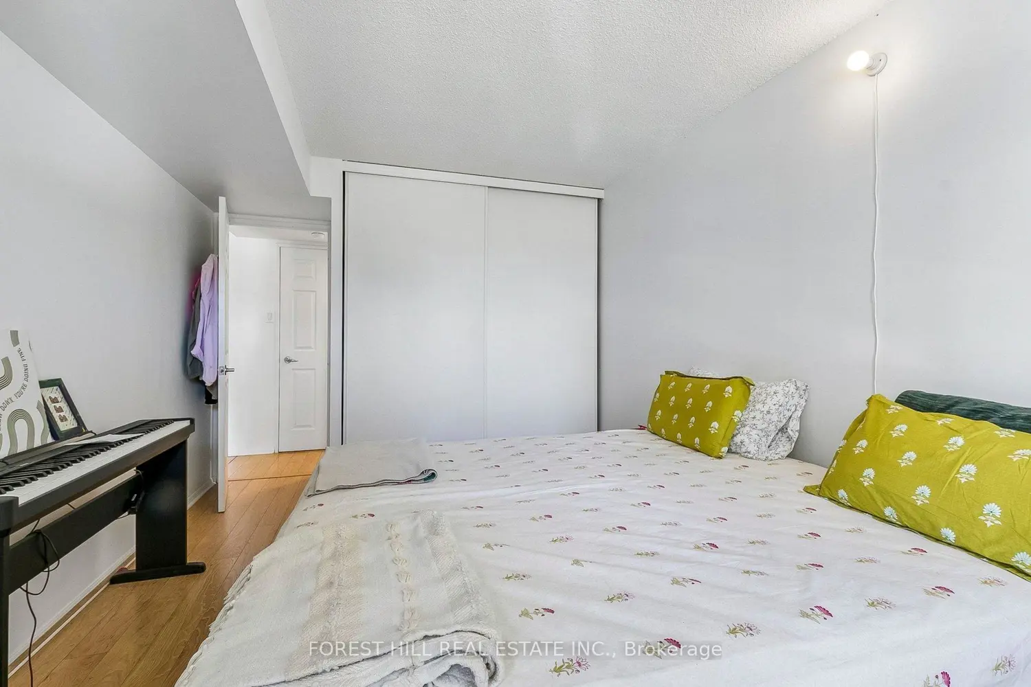 Additional image 15 of 705 King Street 1203