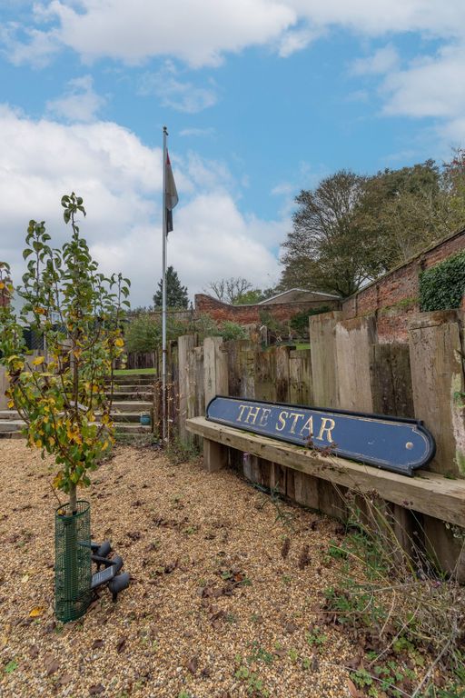 Additional image 4 of 5 bed property for saleOak Street, Fakenham NR21