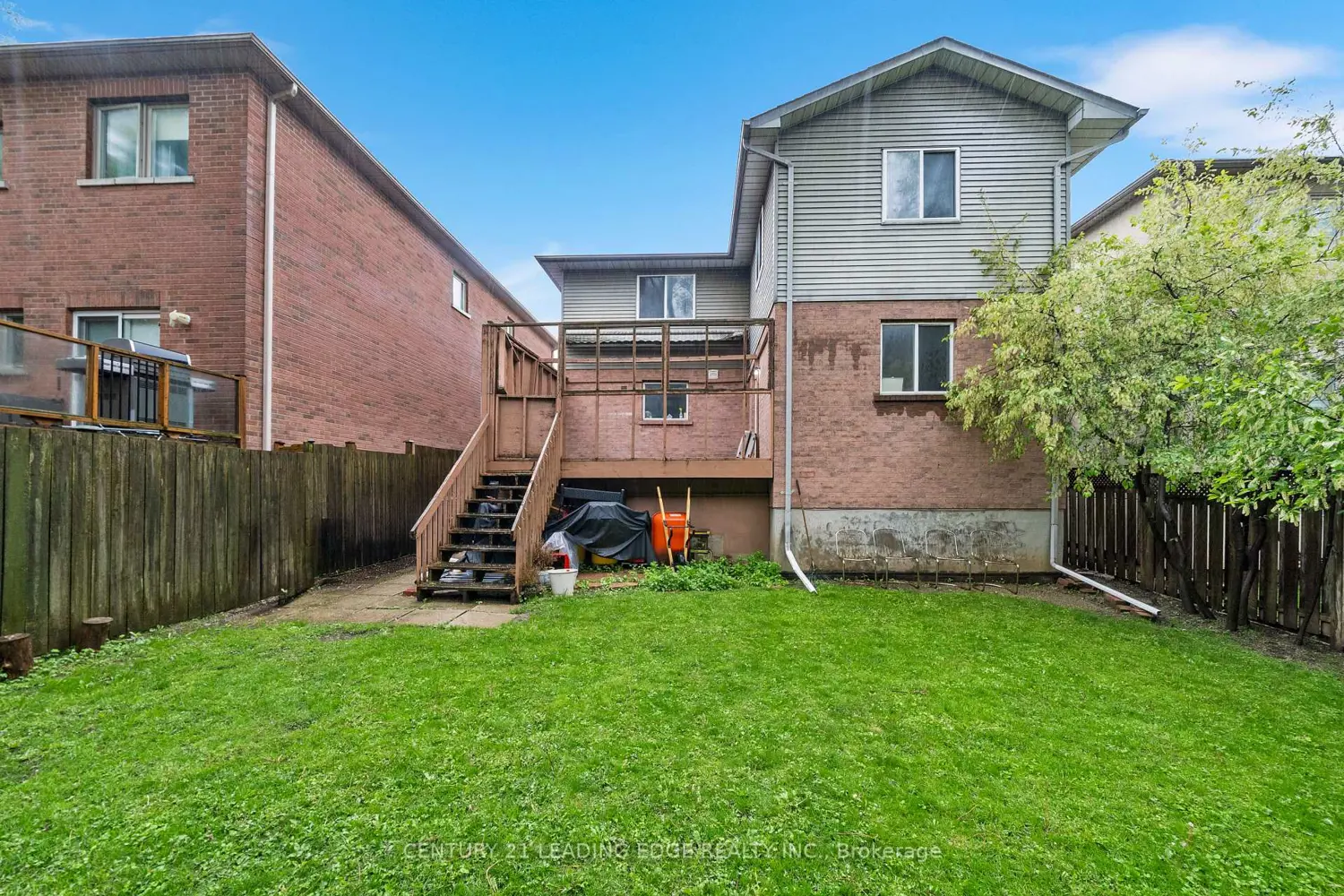 Additional image 19 of 527 Glengarry Avenue