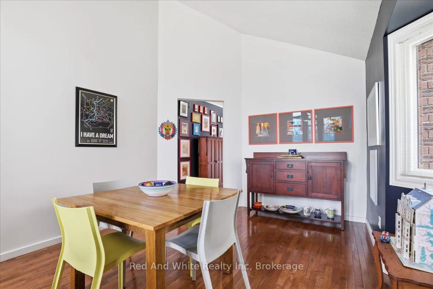 110 Milton Avenue photo 4