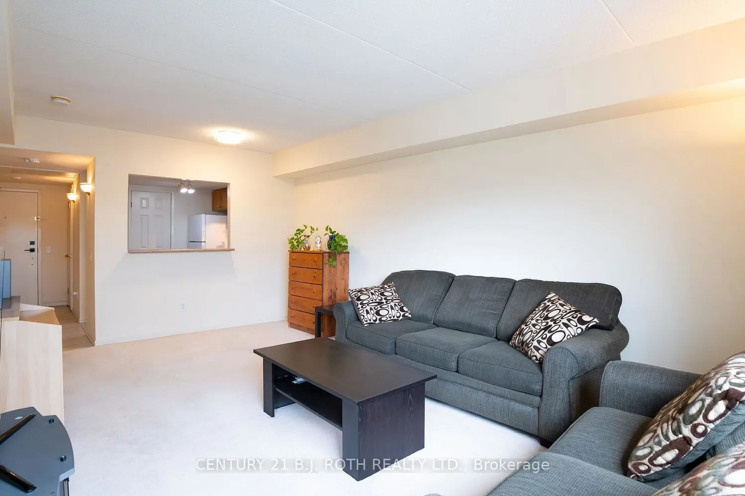 Additional image 6 of 160 Wellington Street 411