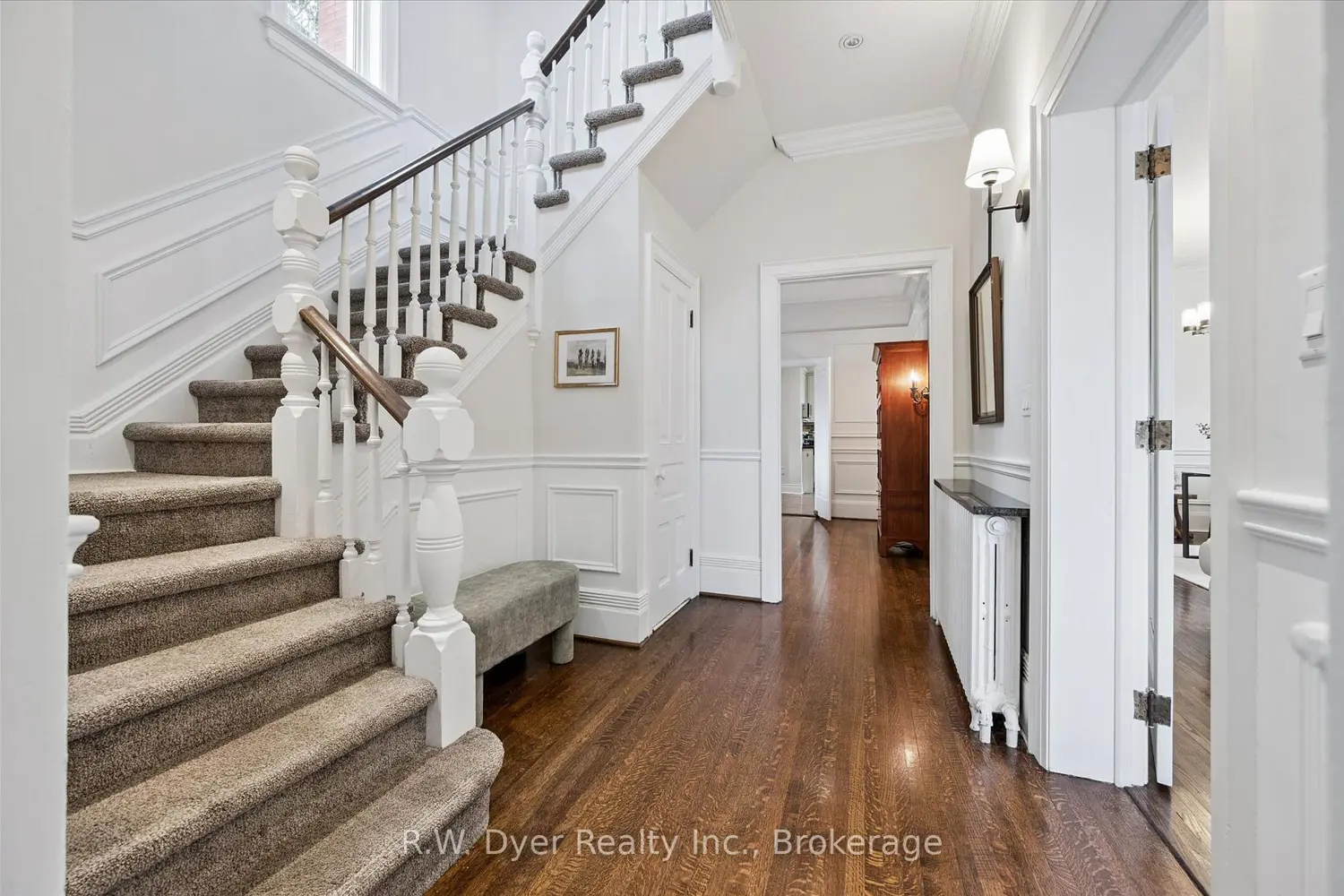 42 Lansdowne Road photo 2