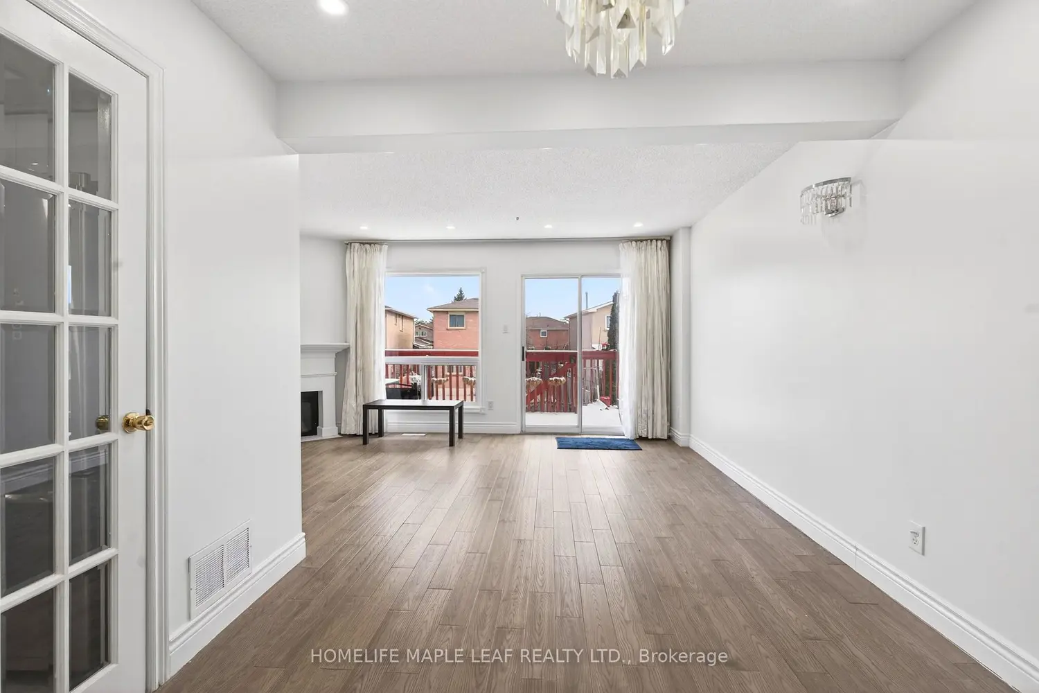 735 Constellation Drive photo 5