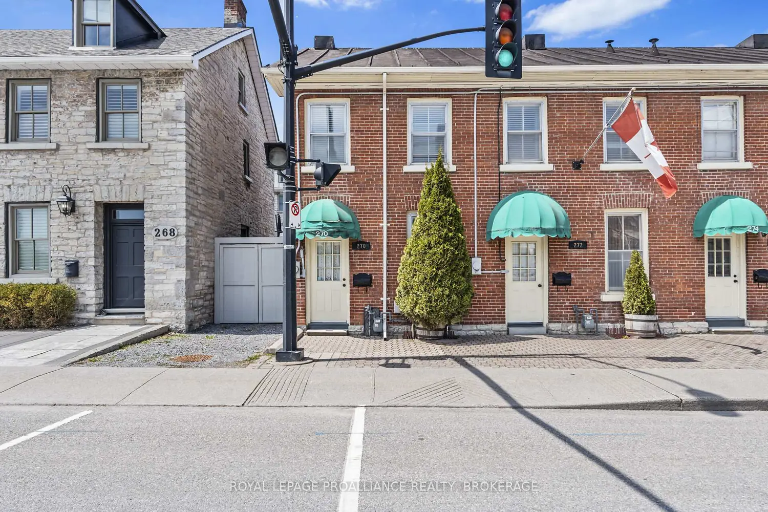 270 Wellington Street photo 2