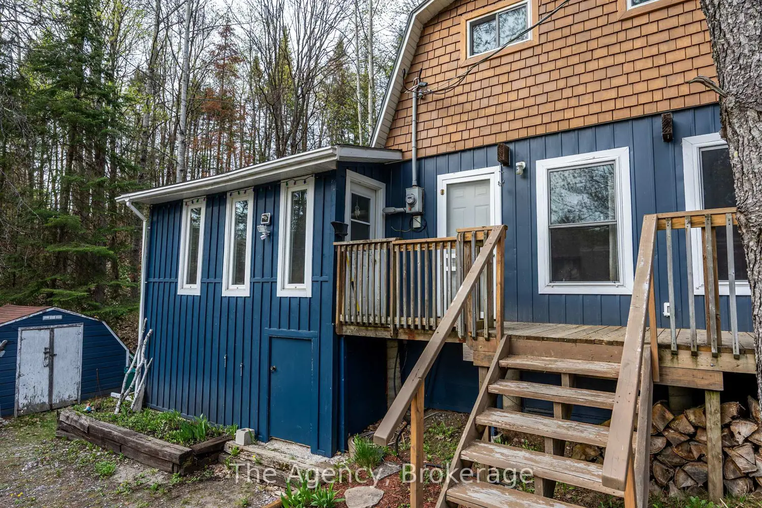 1094 Springdale Park Road photo 2