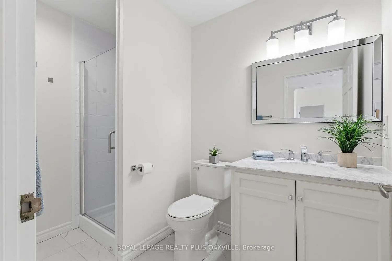 Additional image 14 of 2511 Lakeshore Road 718