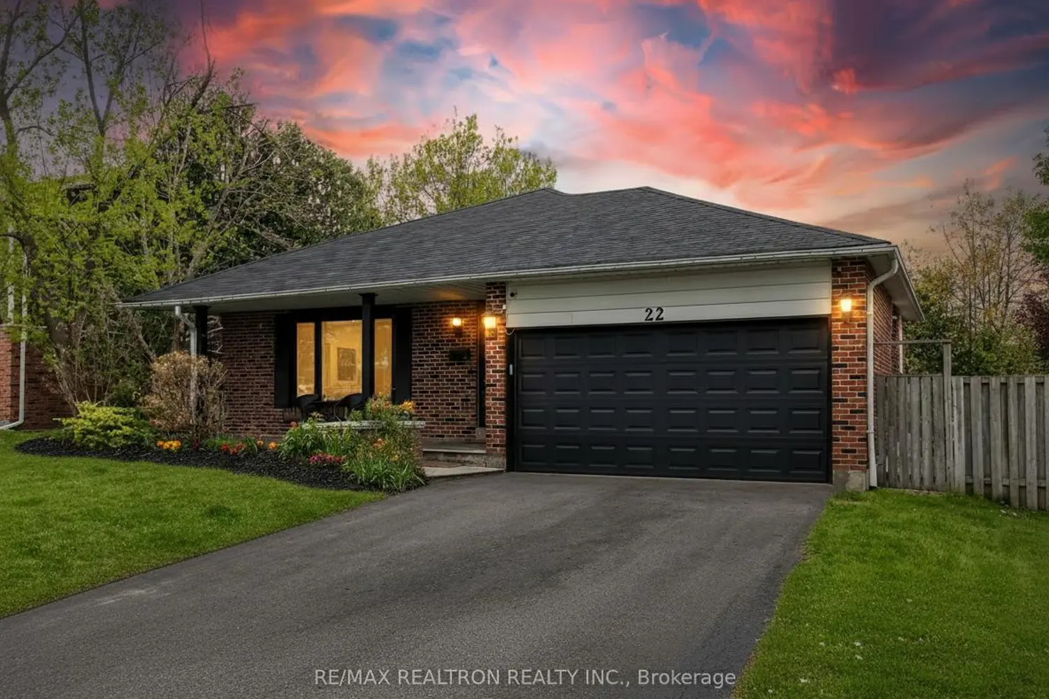 22 Deerpath Road