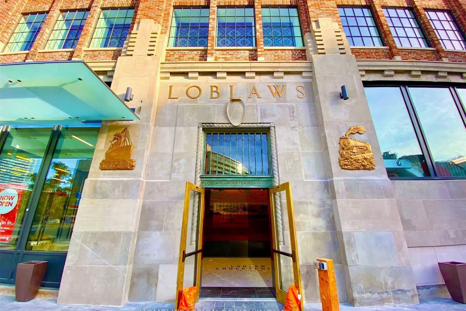 Additional image 18 of 209 Fort York Boulevard 1258