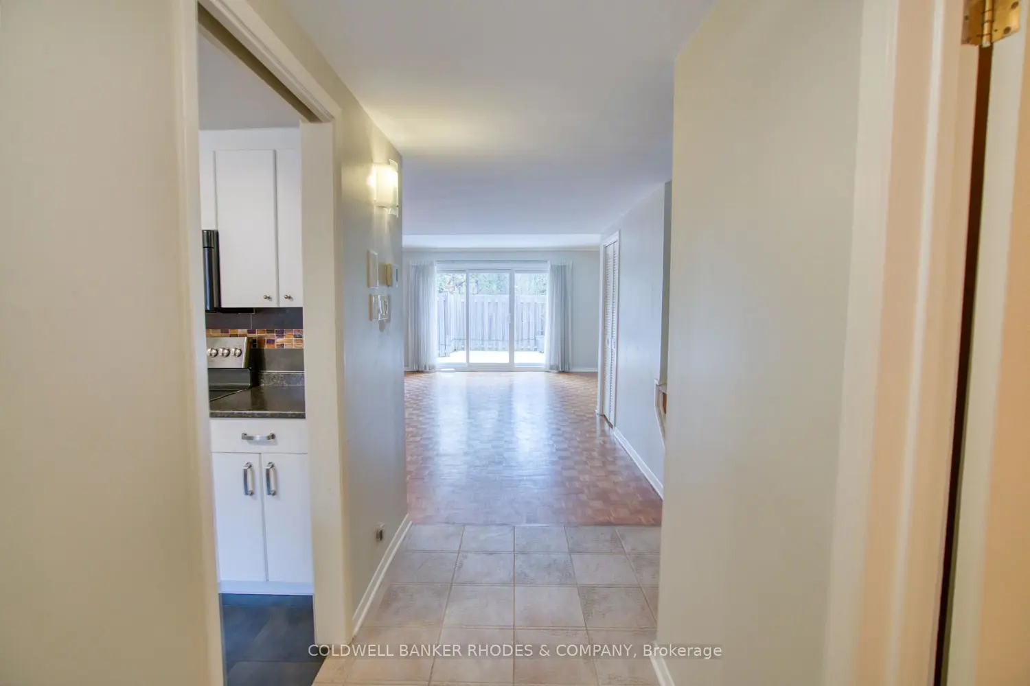 215 Mackay Street 9
